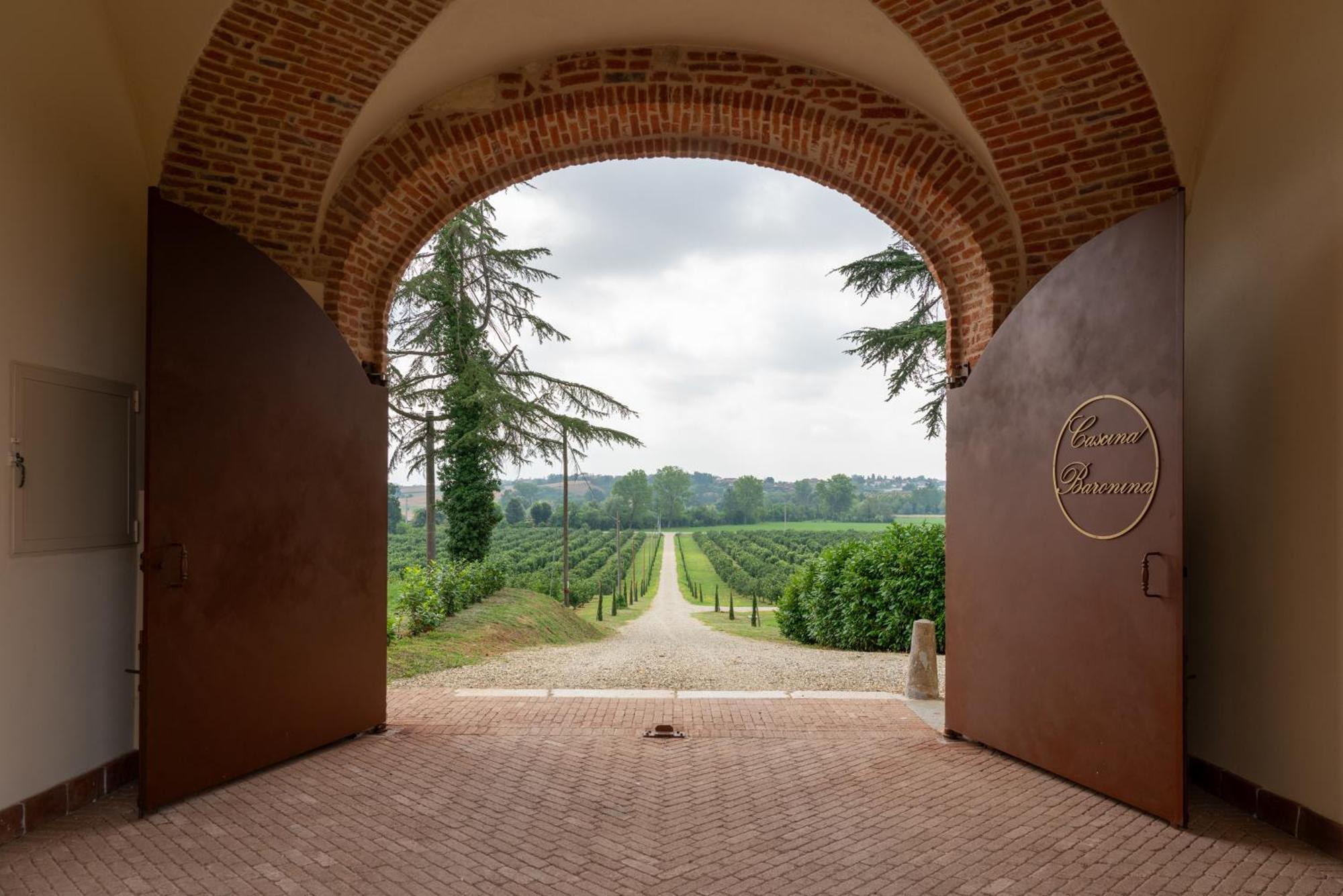 Cascina Baronina Bed and Breakfast Terruggia Buitenkant foto