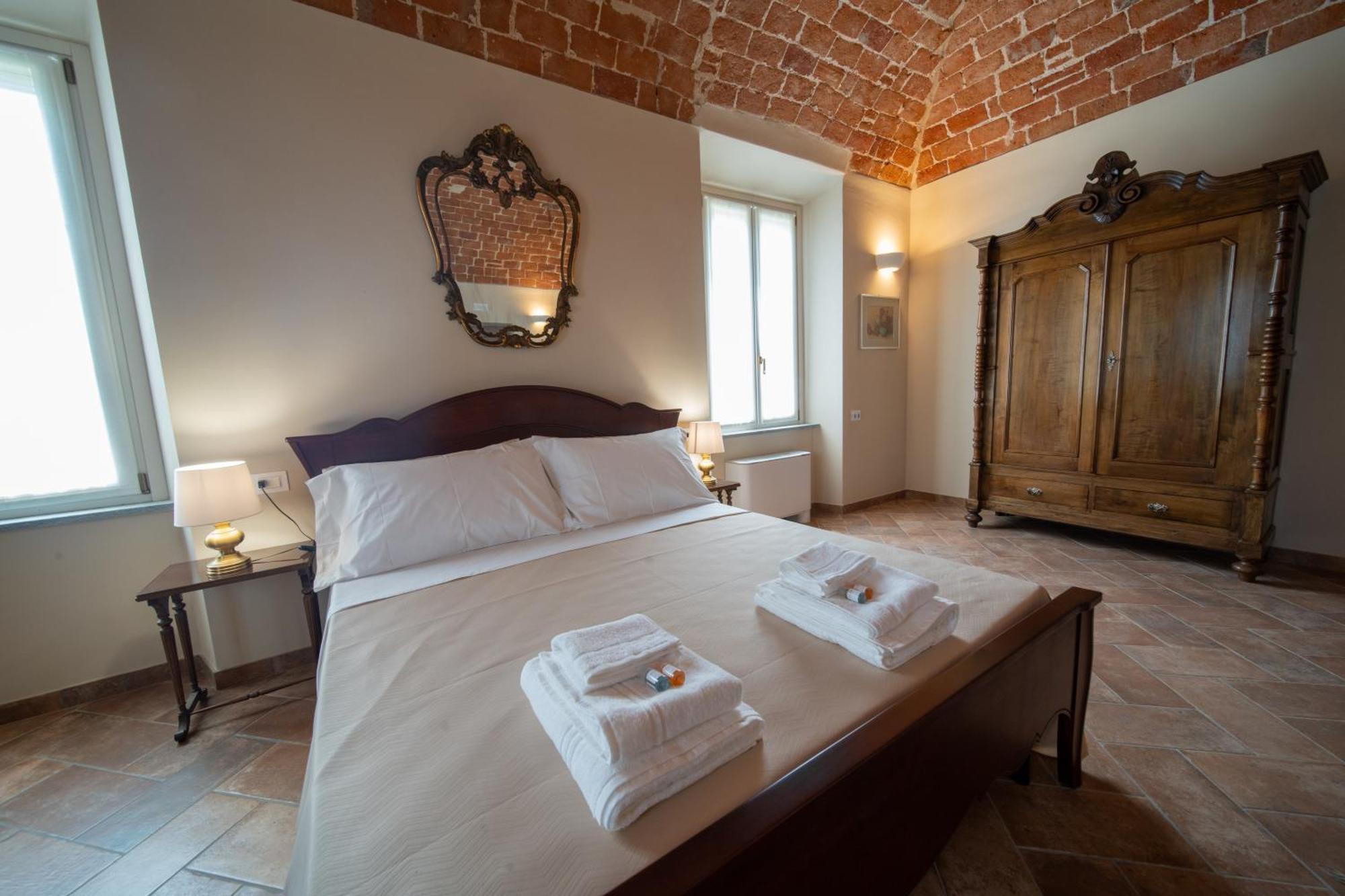 Cascina Baronina Bed and Breakfast Terruggia Buitenkant foto